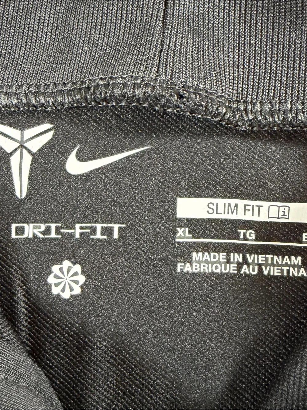 Nike Barcelona Strike Kobe Dri-FIT Soccer Training Drill Top IO4257-011 X-Large